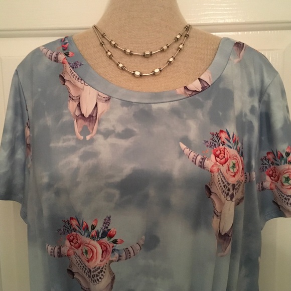 NWT | Wonderland by Orange | Top - Picture 1 of 6